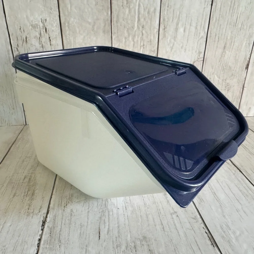Tupperware Access Mates Large Storage Bin Navy Blue White Hinged Lid 108 211